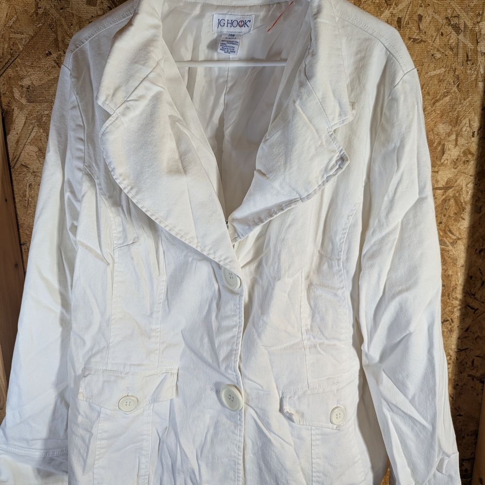 JG Hook Women's Cream Blazer